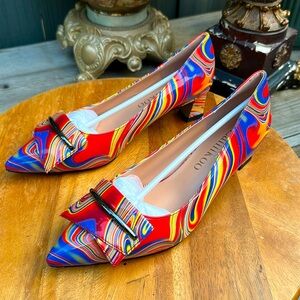 Ladies Zamikoo Dress Shoes Size 7.5 Multicolored Swirl Heels Pumps